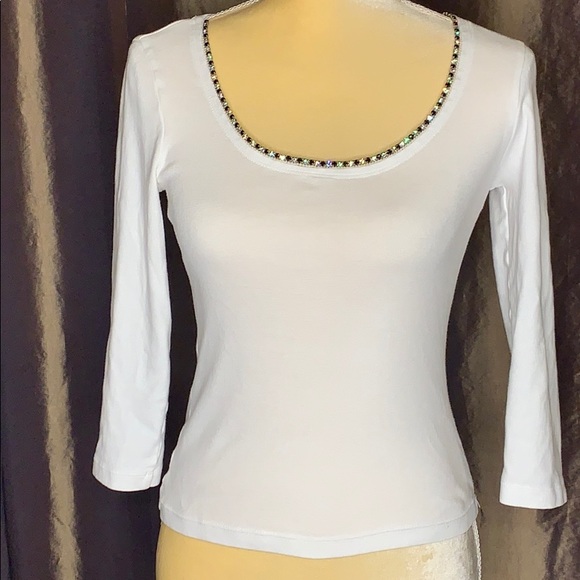 Top with faux rhinestone - Picture 2 of 4